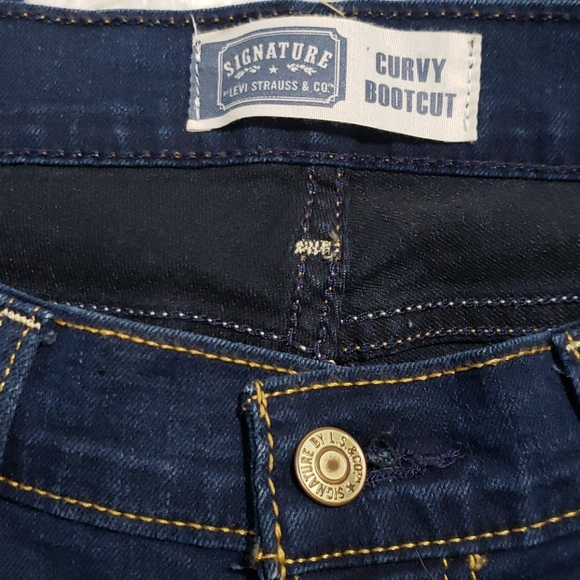 LEVI'S Curvy Boot Cut Dark Wash Jeans - Picture 7 of 8